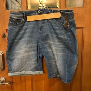 NWT. J Jill Denim Shorts 10" Inseam.